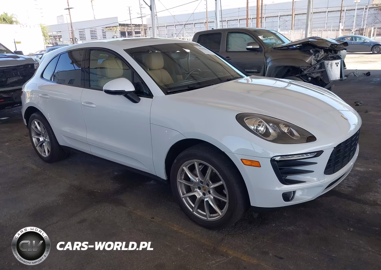 2016 Porsche Macan S