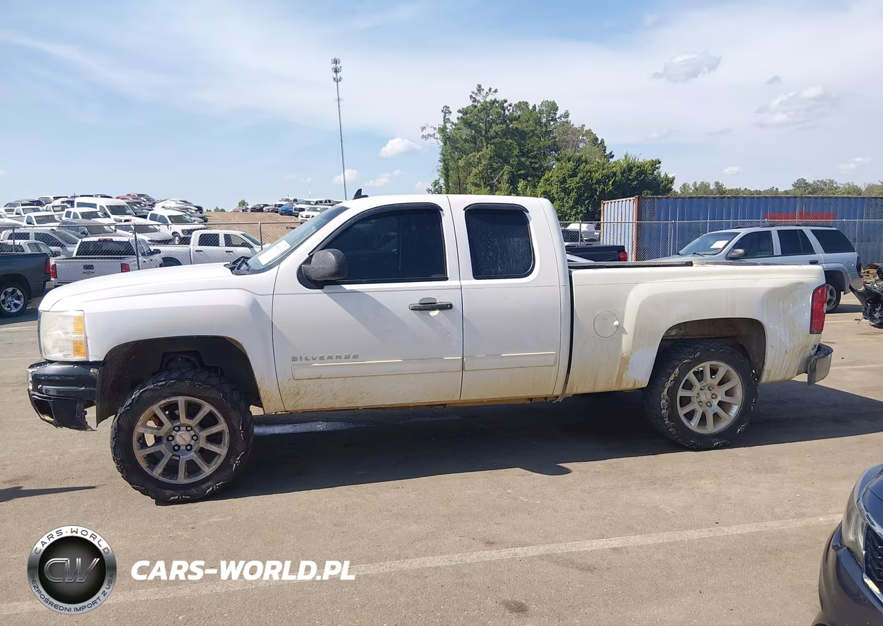 2011 Chevrolet Silverado 1500 Ls VIN:1GCRCREA9BZ432606 - 15