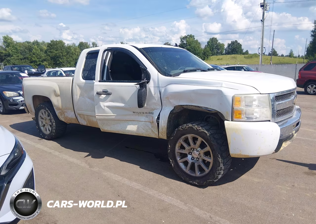 2011 Chevrolet Silverado 1500 Ls VIN:1GCRCREA9BZ432606 - 6
