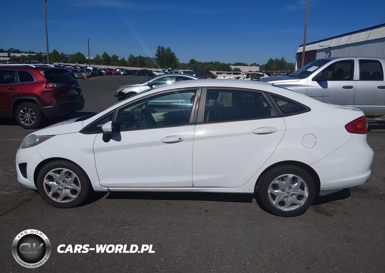2012 Ford Fiesta S VIN:3FADP4AJ2CM159864 - 14