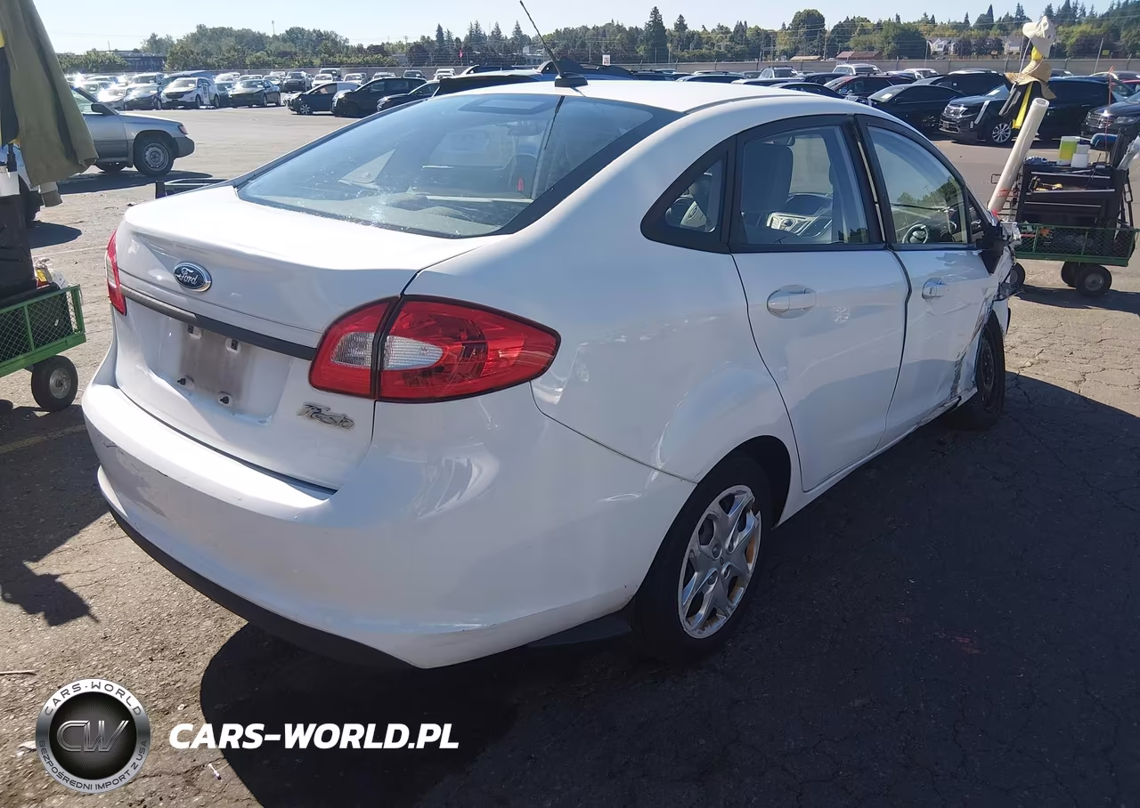 2012 Ford Fiesta S VIN:3FADP4AJ2CM159864 - 4