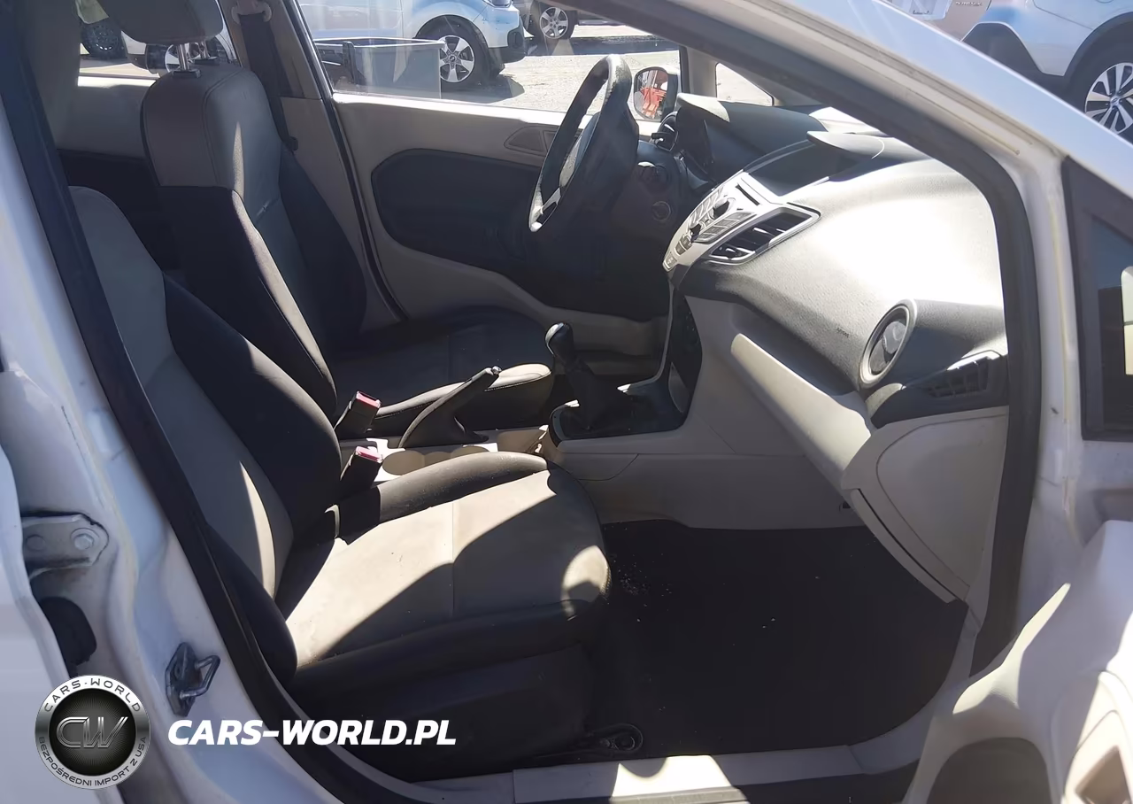 2012 Ford Fiesta S VIN:3FADP4AJ2CM159864 - 5