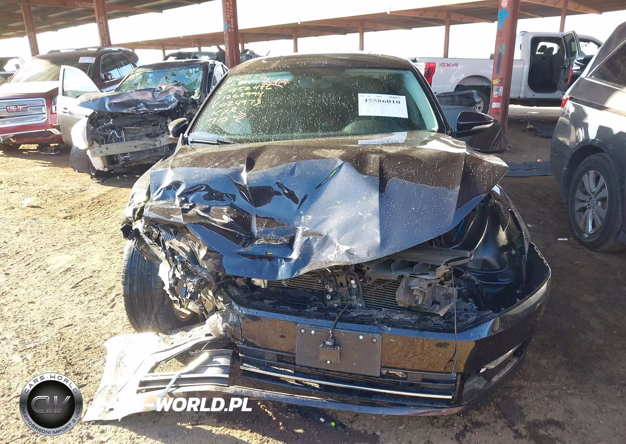 2018 Volkswagen Passat 2.0T Se VIN:1VWBA7A3XJC024973 - 13