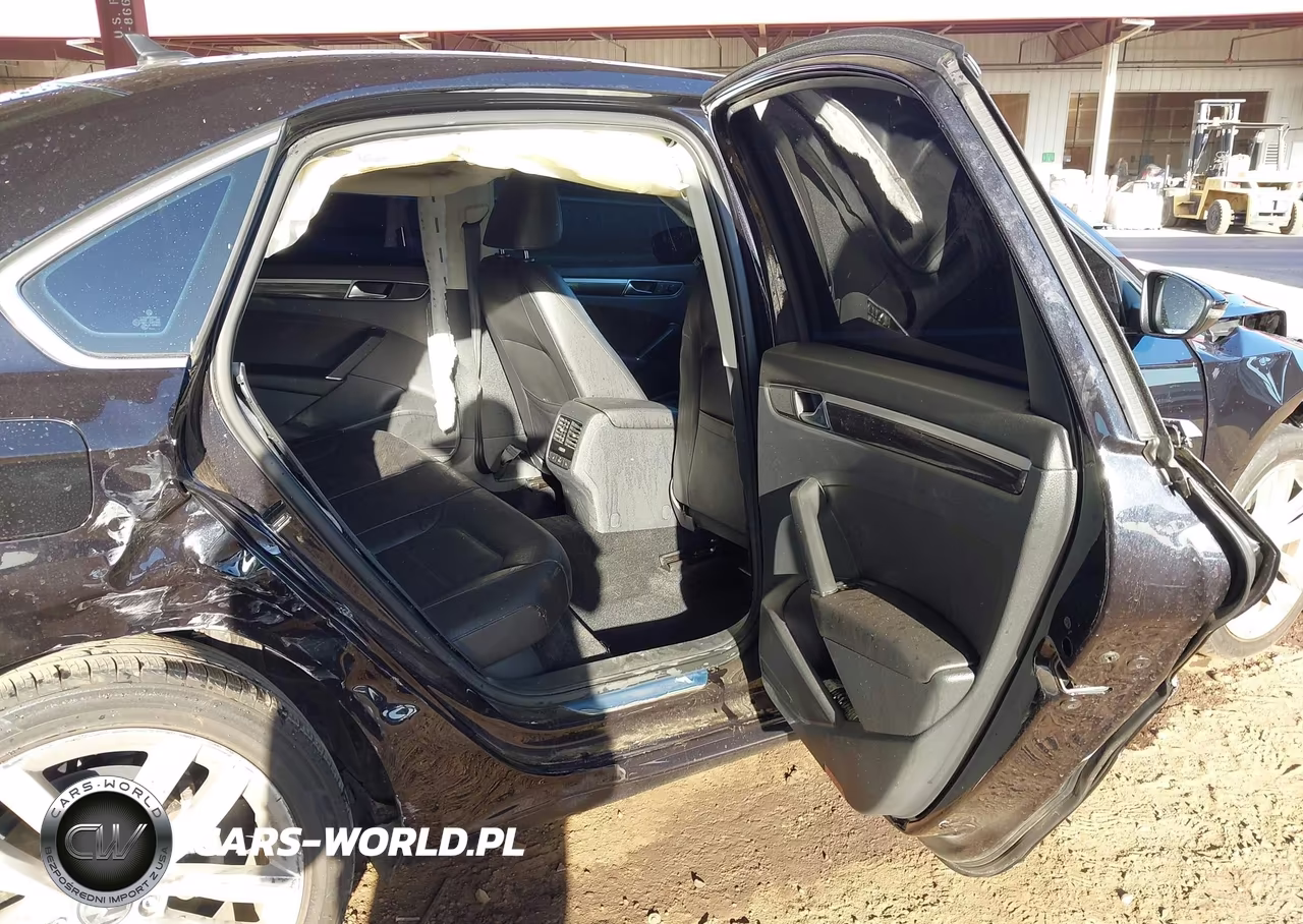 2018 Volkswagen Passat 2.0T Se VIN:1VWBA7A3XJC024973 - 8