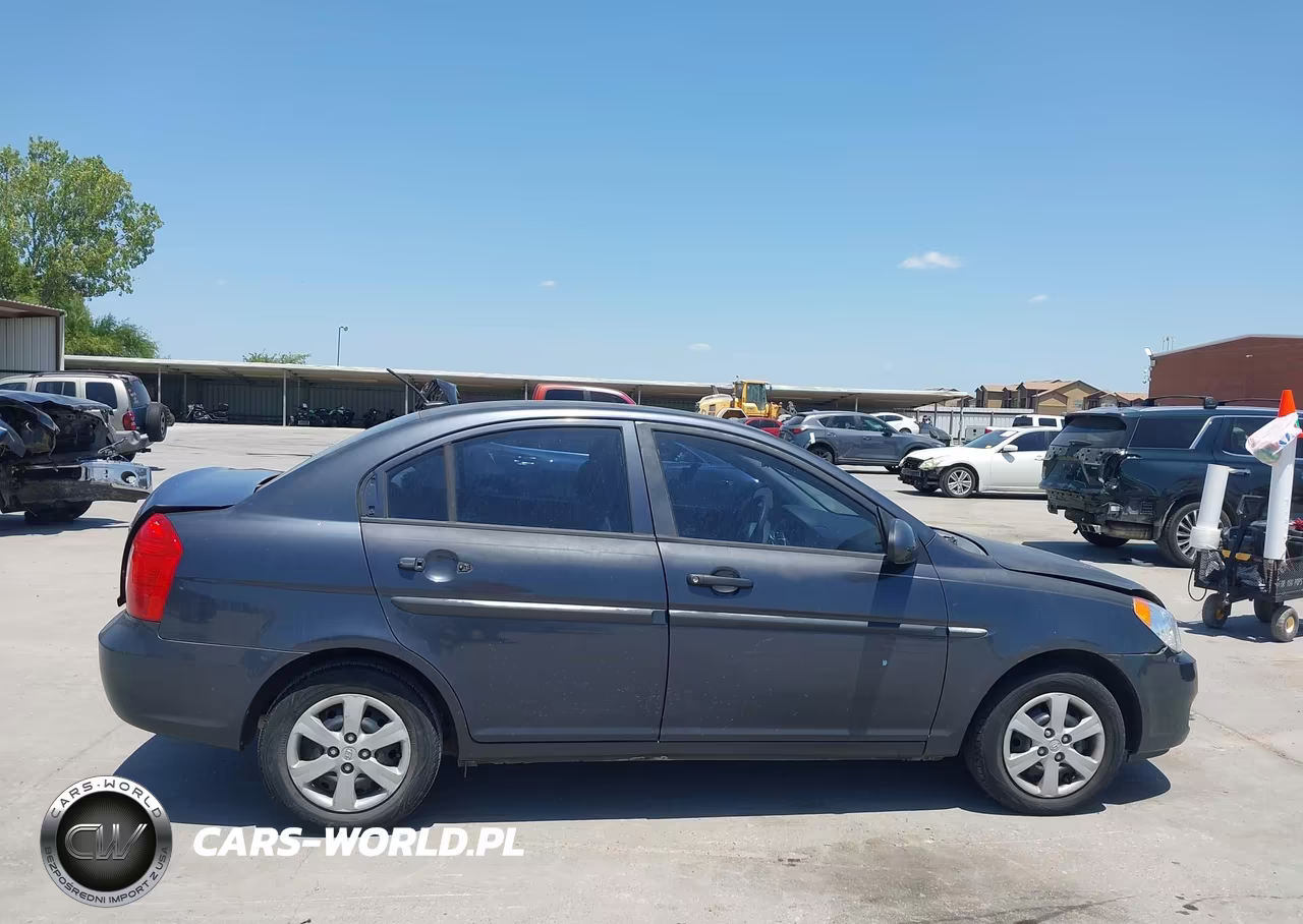 2008 Hyundai Accent Gls VIN:KMHCN46C58U244377 - 13