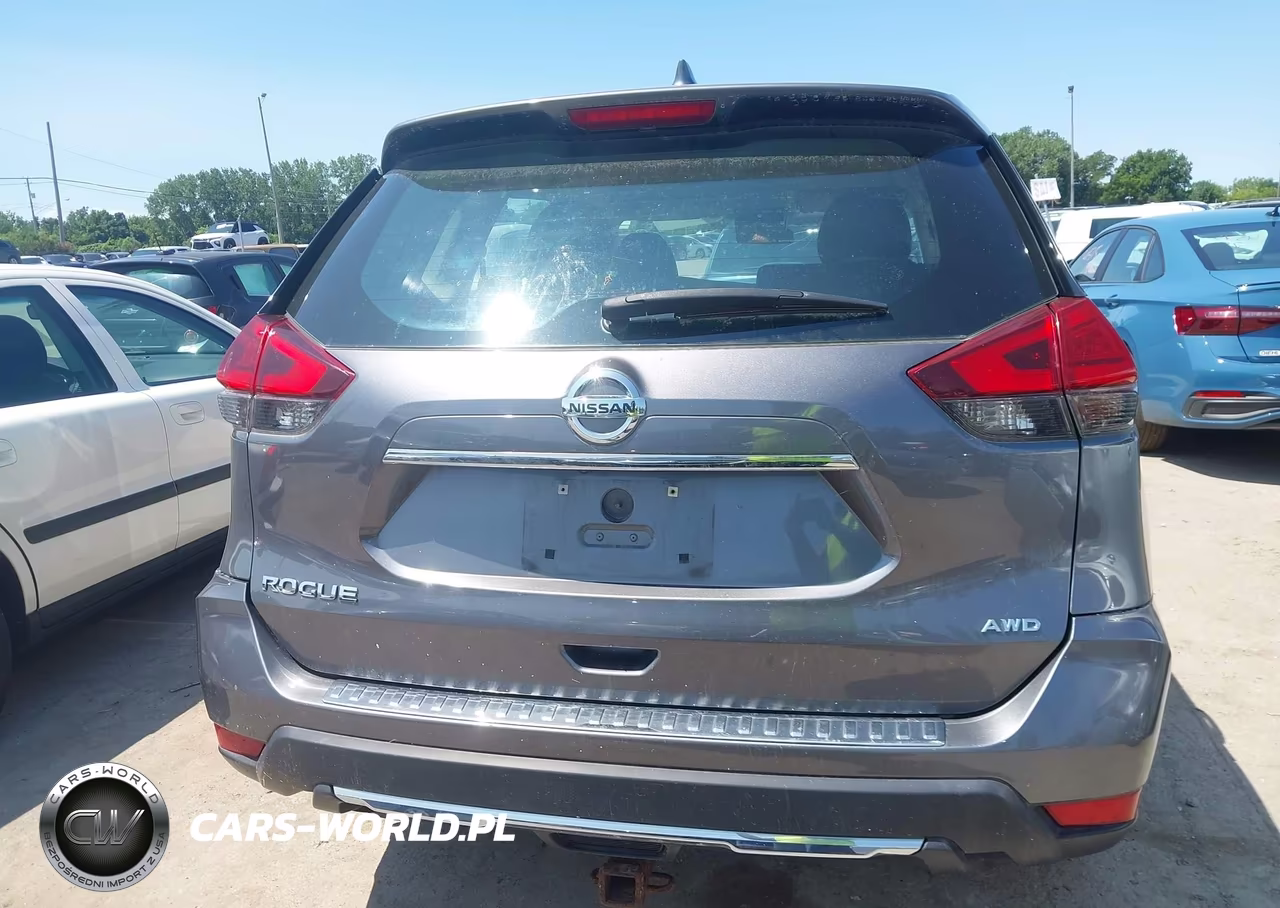 2017 Nissan Rogue S VIN:5N1AT2MV2HC782224 - 17
