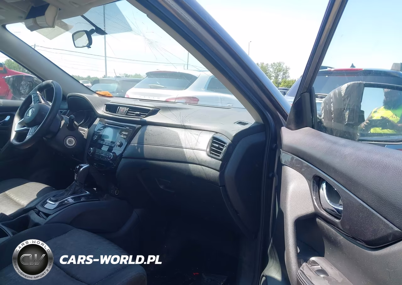 2017 Nissan Rogue S VIN:5N1AT2MV2HC782224 - 5