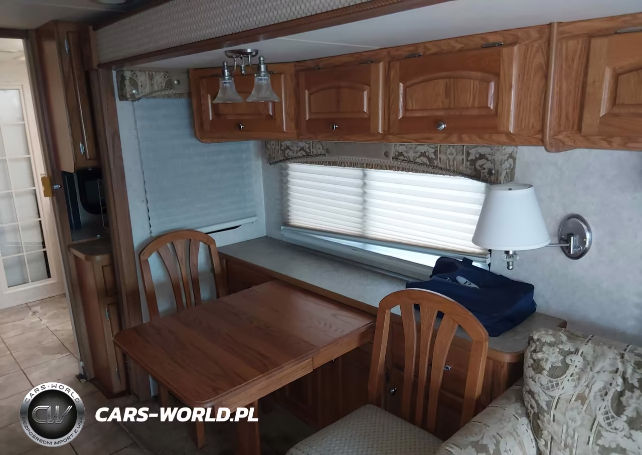 2005 Workhorse Custom Chassis Motorhome Chassis W22 VIN:5B4MP67G453402845 - 14