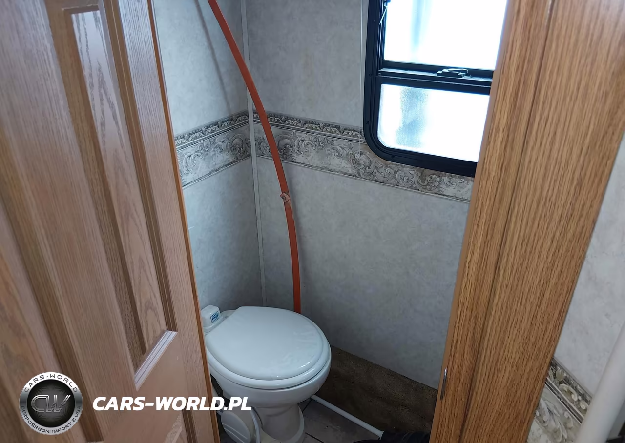 2005 Workhorse Custom Chassis Motorhome Chassis W22 VIN:5B4MP67G453402845 - 18