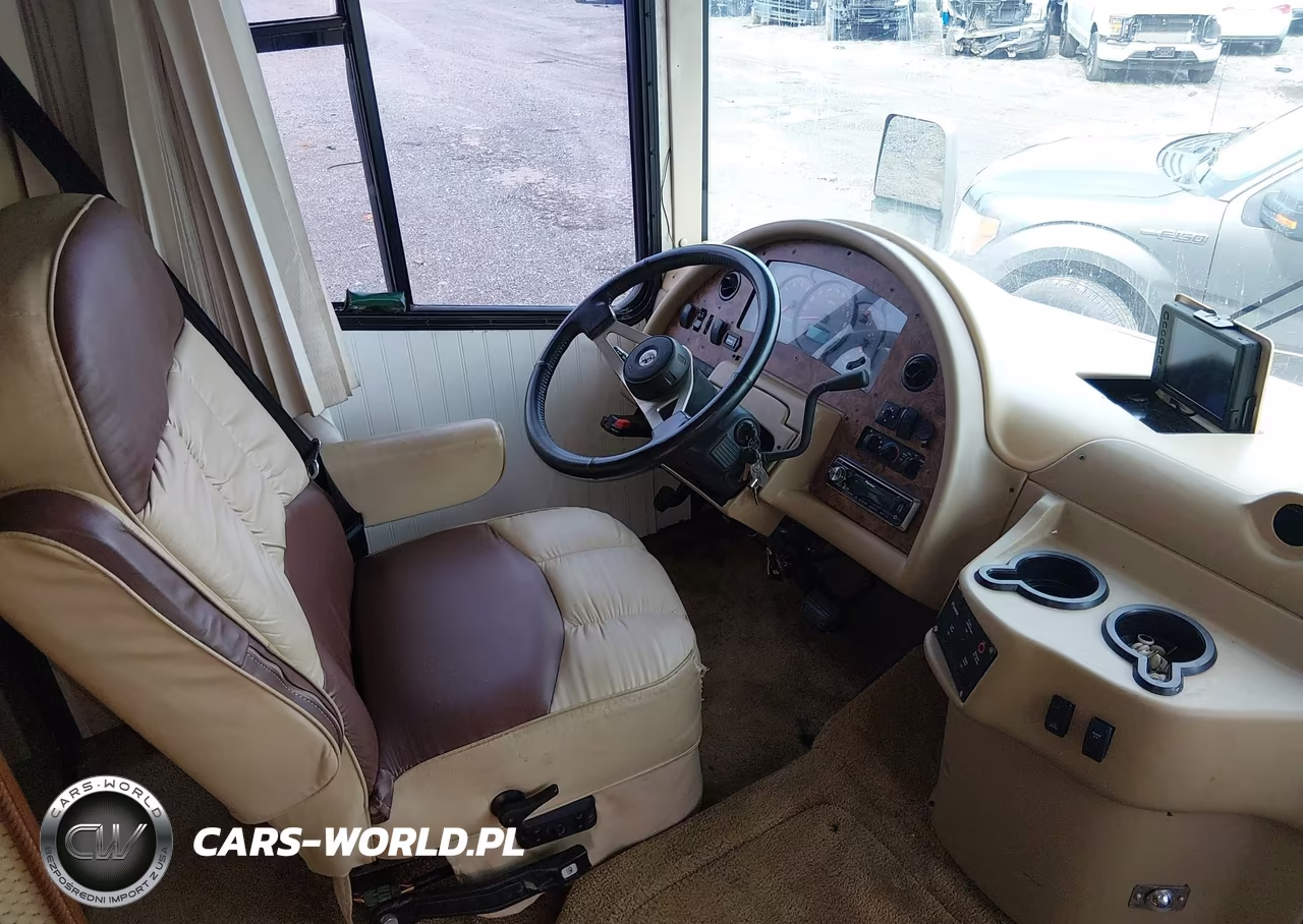 2005 Workhorse Custom Chassis Motorhome Chassis W22 VIN:5B4MP67G453402845 - 5