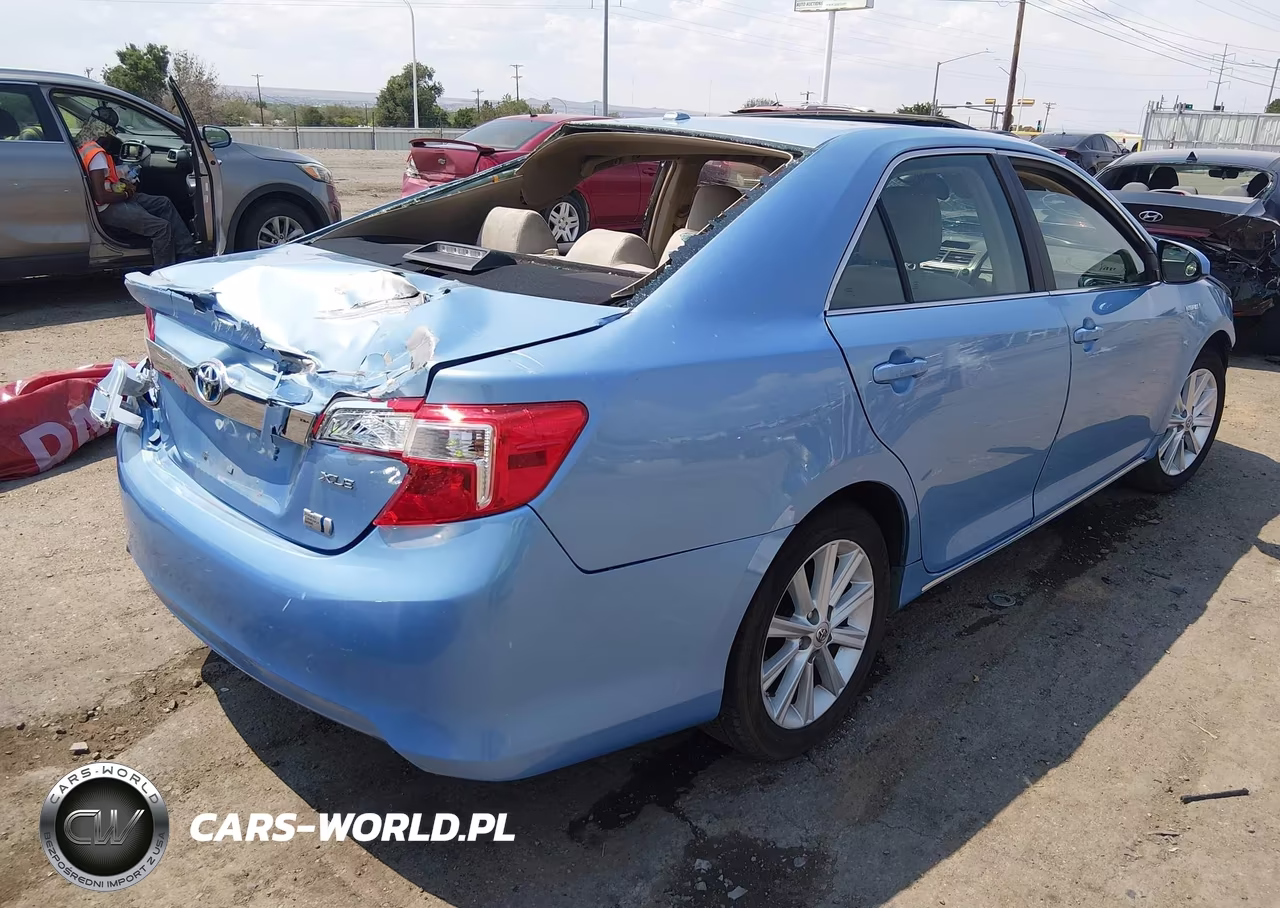 2012 Toyota Camry Hybrid Xle VIN:4T1BD1FK2CU010114 - 4