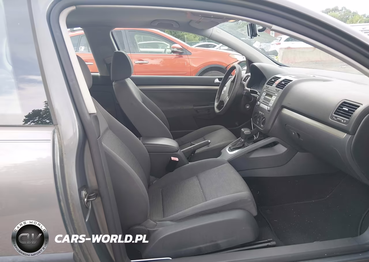 2008 Volkswagen Rabbit S VIN:WVWBA71K28W121572 - 5