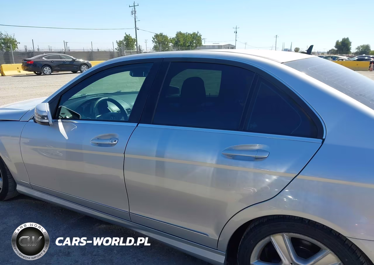 2010 Mercedes-Benz C 300 Luxury-Sport VIN:WDDGF5EB8AF426172 - 15