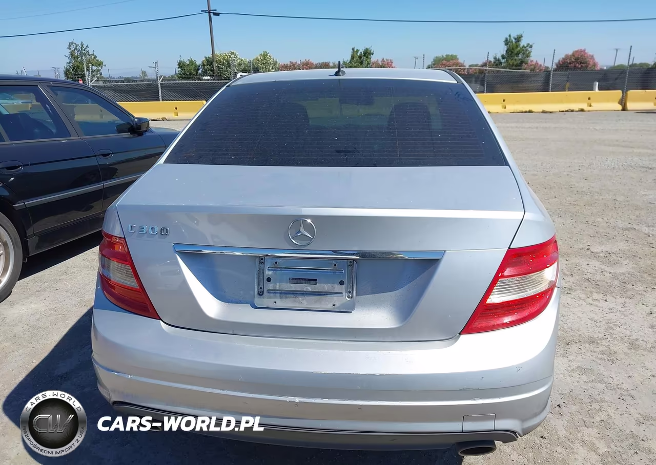 2010 Mercedes-Benz C 300 Luxury-Sport VIN:WDDGF5EB8AF426172 - 17