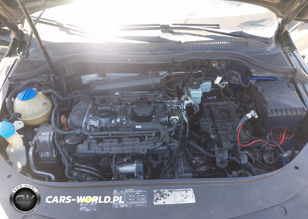 2010 Volkswagen Cc Sport VIN:WVWNP7AN5AE555244 - 10