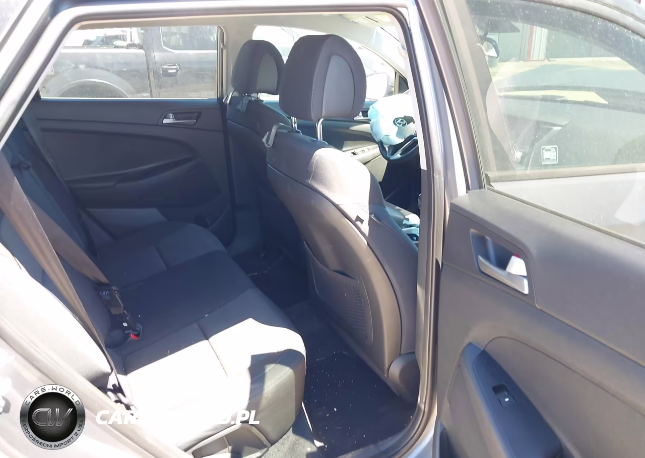 2017 Hyundai Tucson Se VIN:KM8J3CA43HU389439 - 8