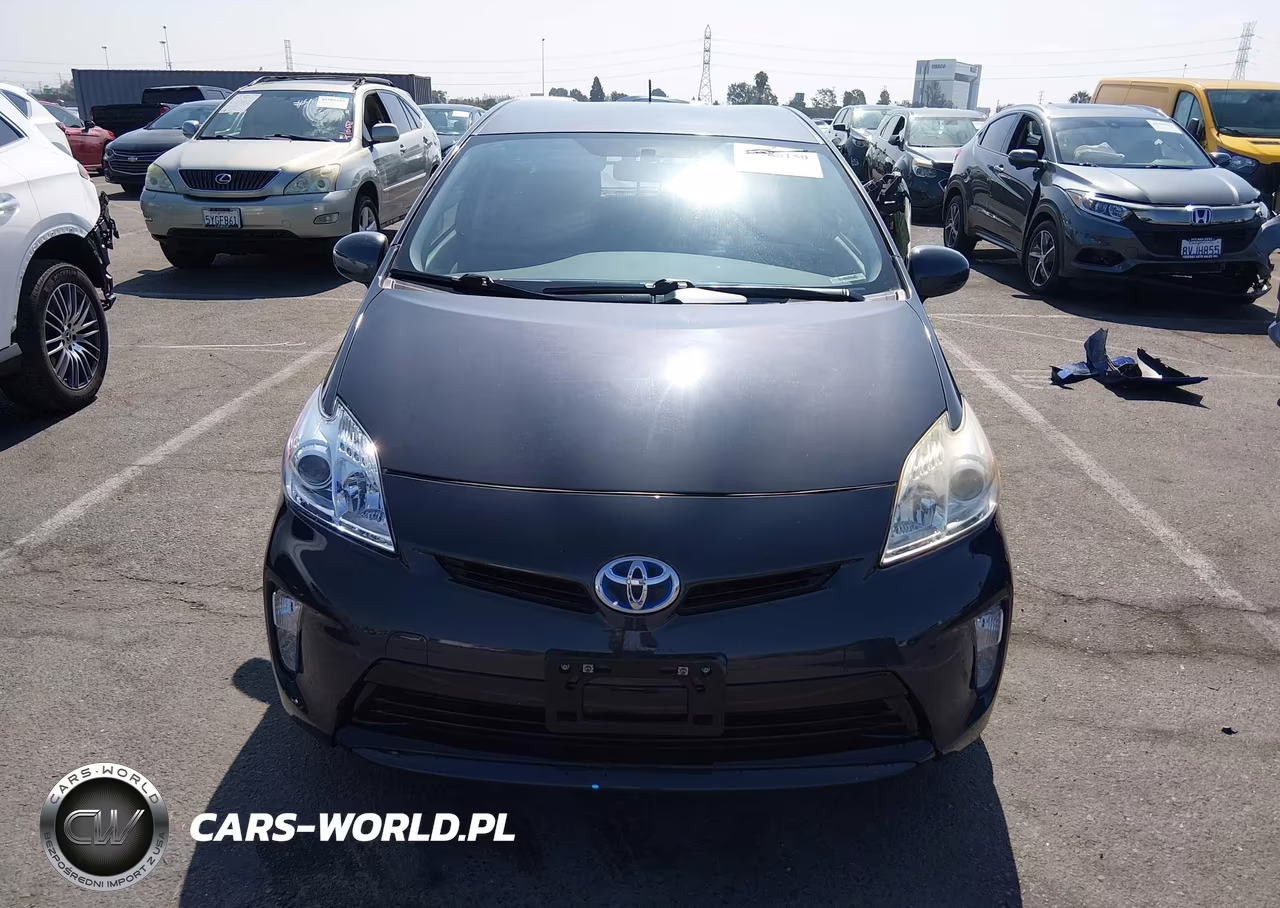 2015 Toyota Prius Two VIN:JTDKN3DU9F1987323 - 12