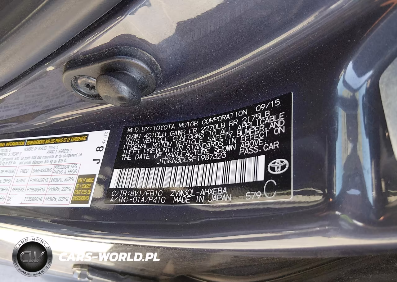 2015 Toyota Prius Two VIN:JTDKN3DU9F1987323 - 9