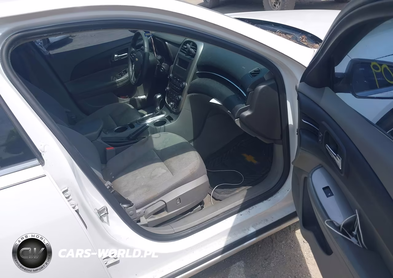 2014 Chevrolet Malibu 1Ls VIN:1G11B5SL4EF166747 - 5