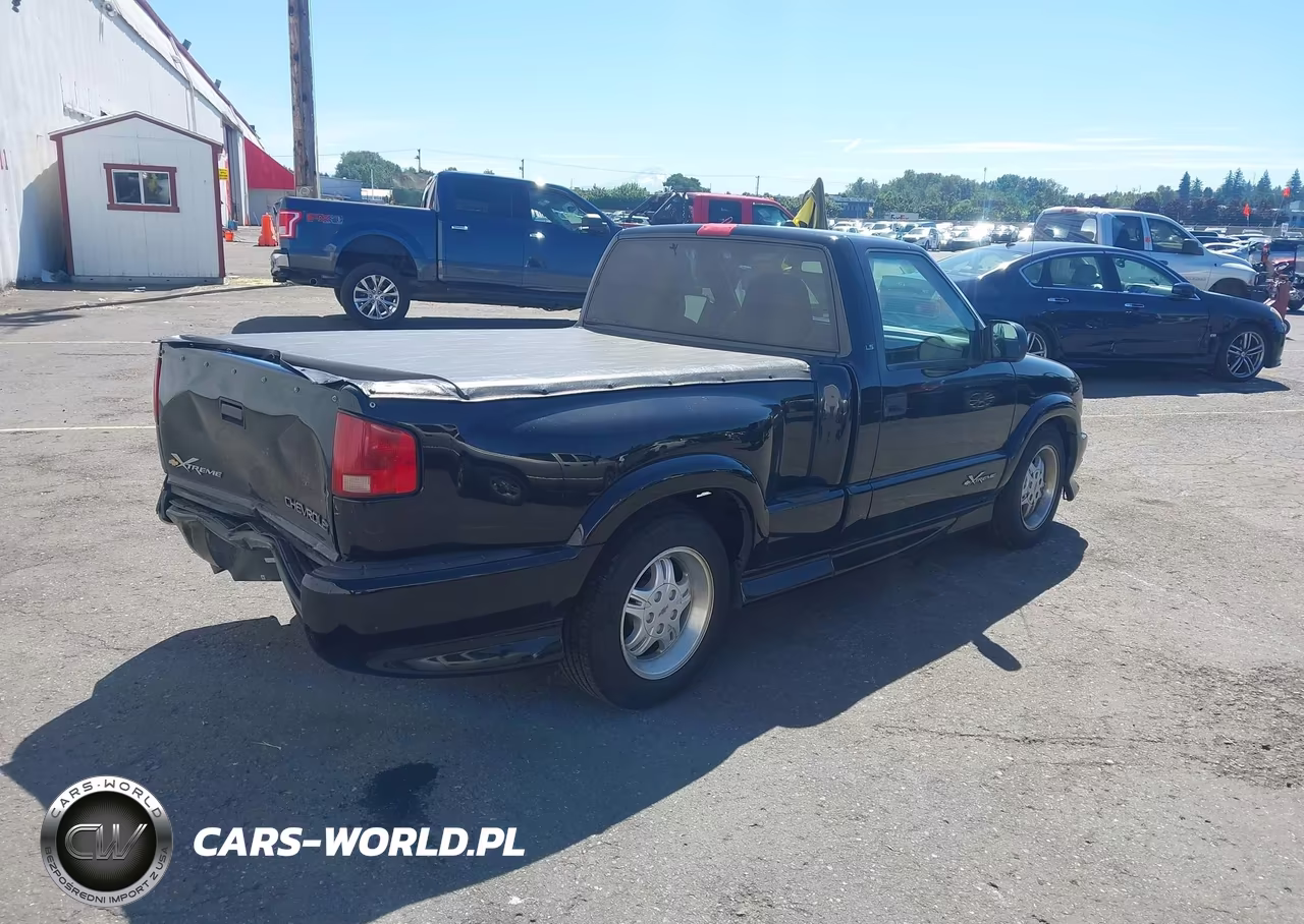 2000 Chevrolet S-10 Ls VIN:1GCCS1445Y8142741 - 4