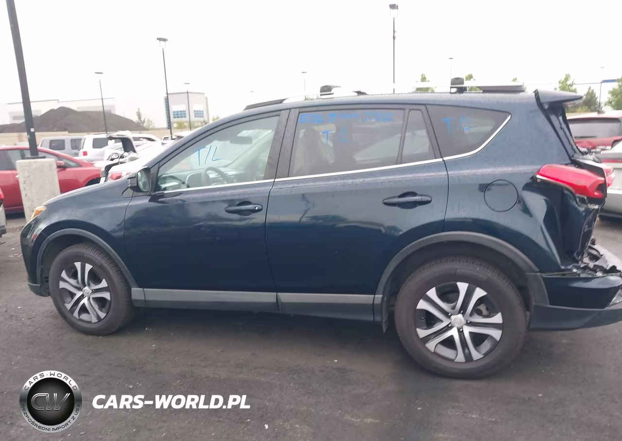 2018 Toyota Rav4 Le VIN:JTMZFREV9JJ174143 - 15