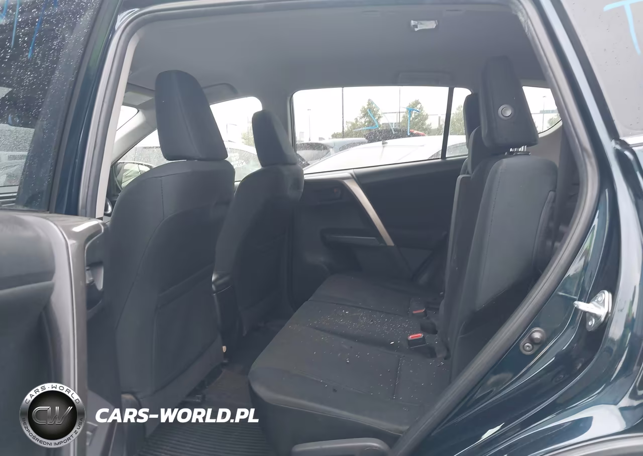 2018 Toyota Rav4 Le VIN:JTMZFREV9JJ174143 - 8