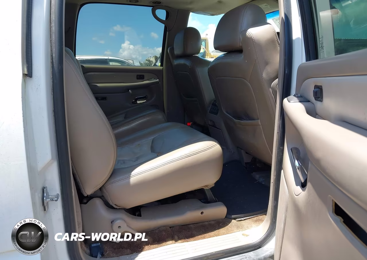 2005 GMC Yukon Xl 1500 Denali VIN:1GKFK66U05J216325 - 8