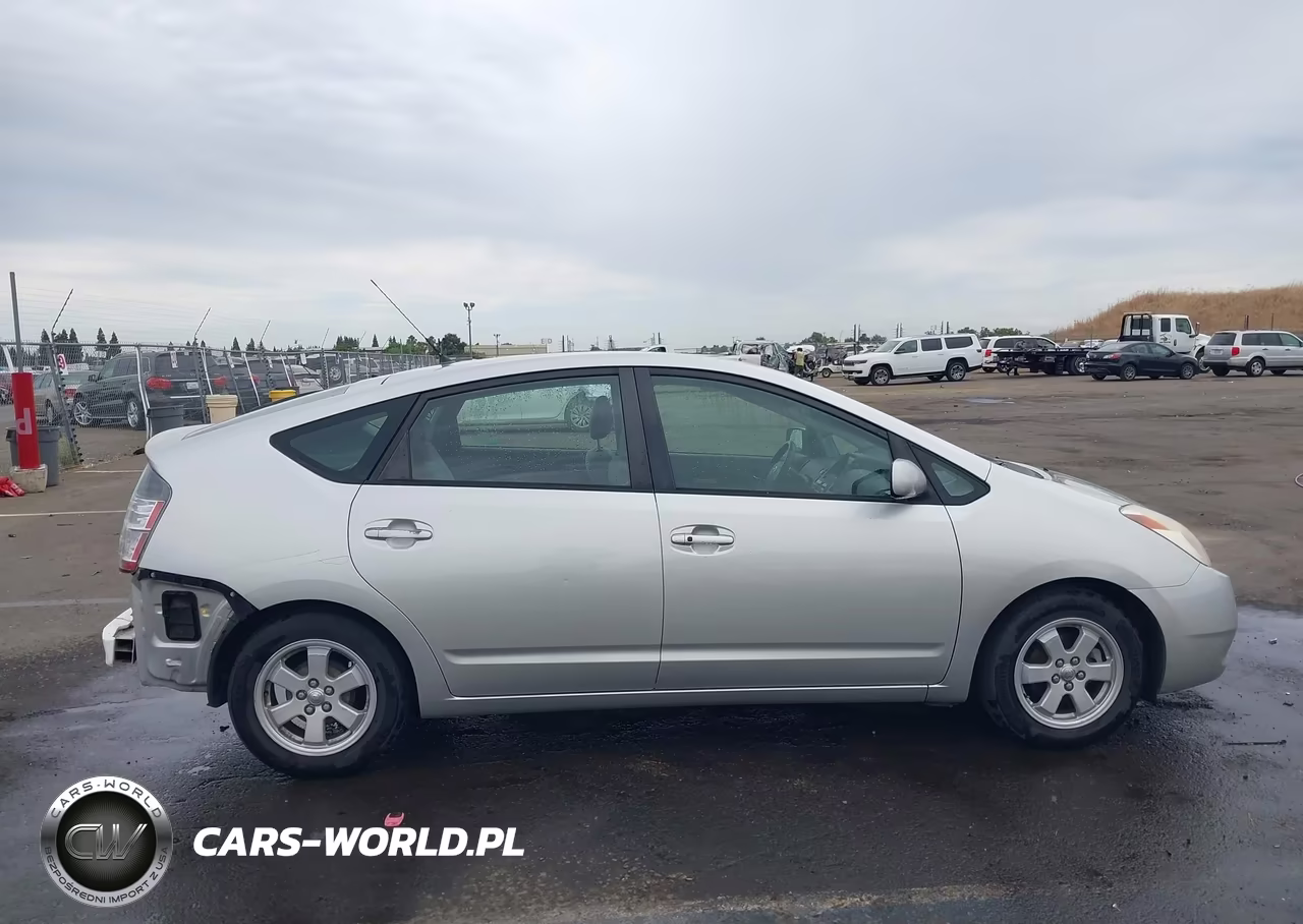 2005 Toyota Prius VIN:JTDKB20U853037983 - 13