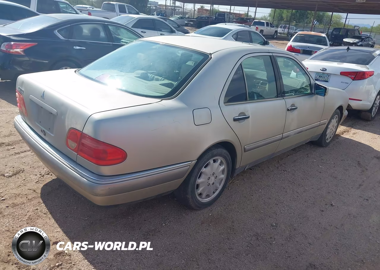 1997 Mercedes-Benz E 320 VIN:WDBJF55F3VA337906 - 4