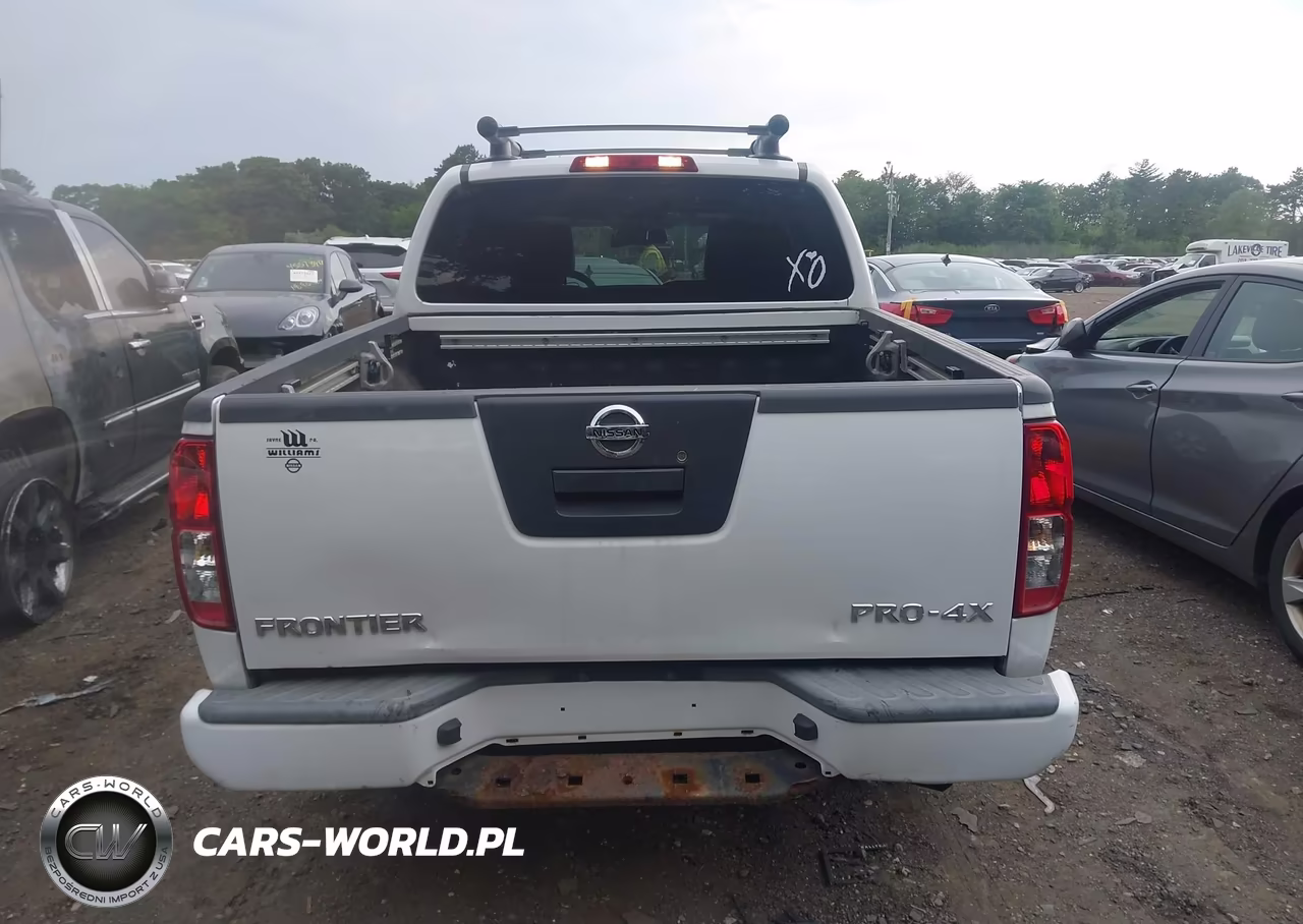 2011 Nissan Frontier Pro-4X VIN:1N6AD0EV1BC435718 - 16