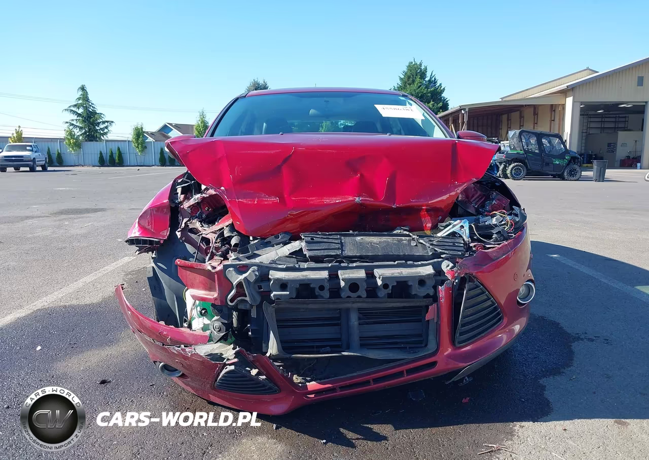 2013 Ford Focus Titanium VIN:1FADP3N26DL382814 - 12