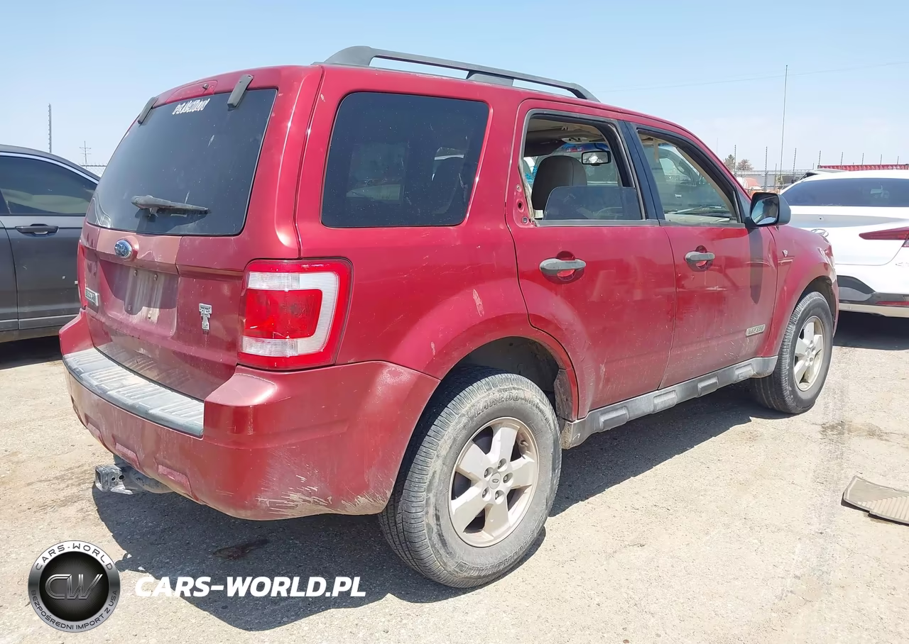 2008 Ford Escape Xlt VIN:1FMCU03128KA44308 - 4