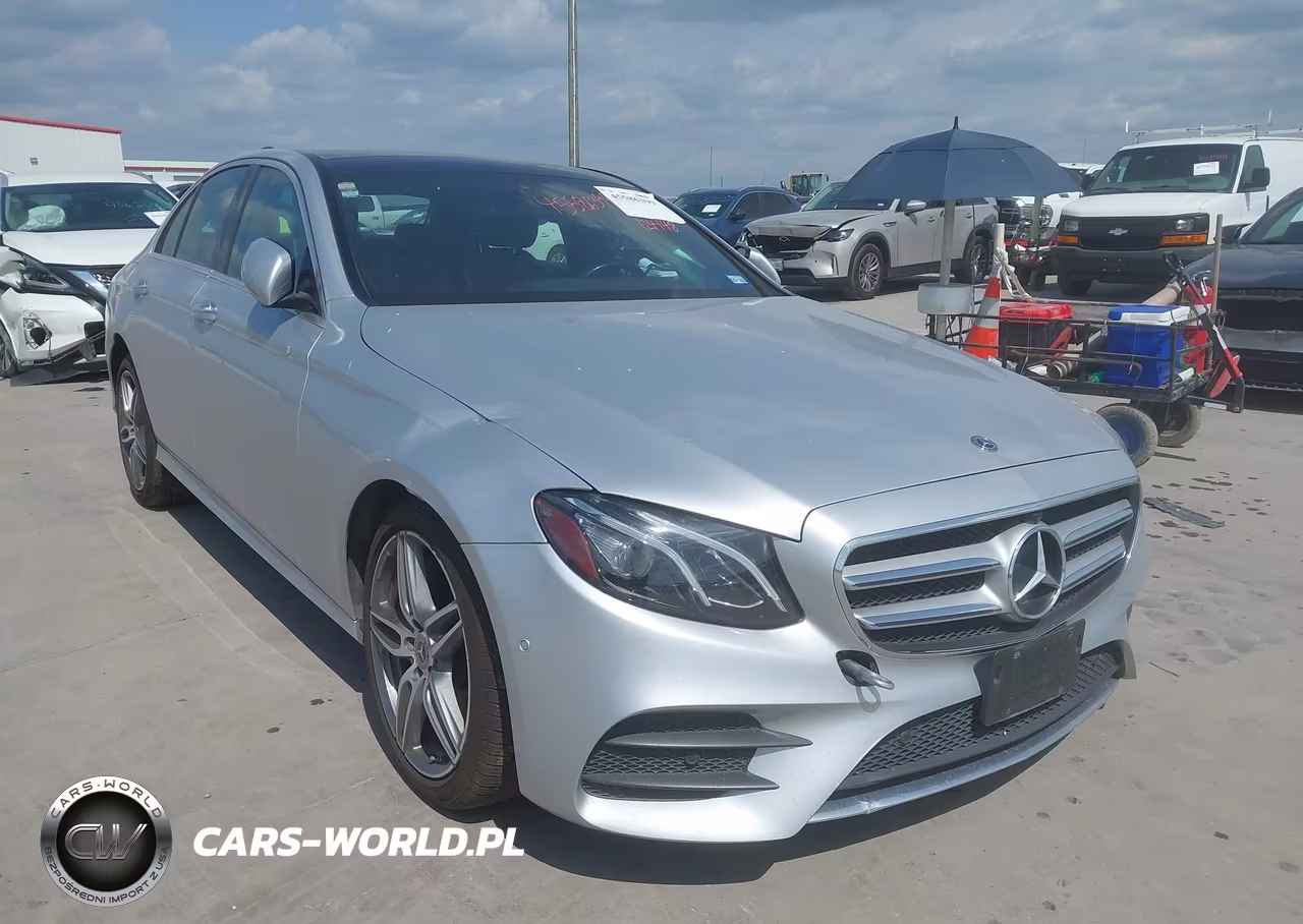 2019 Mercedes-Benz E 300