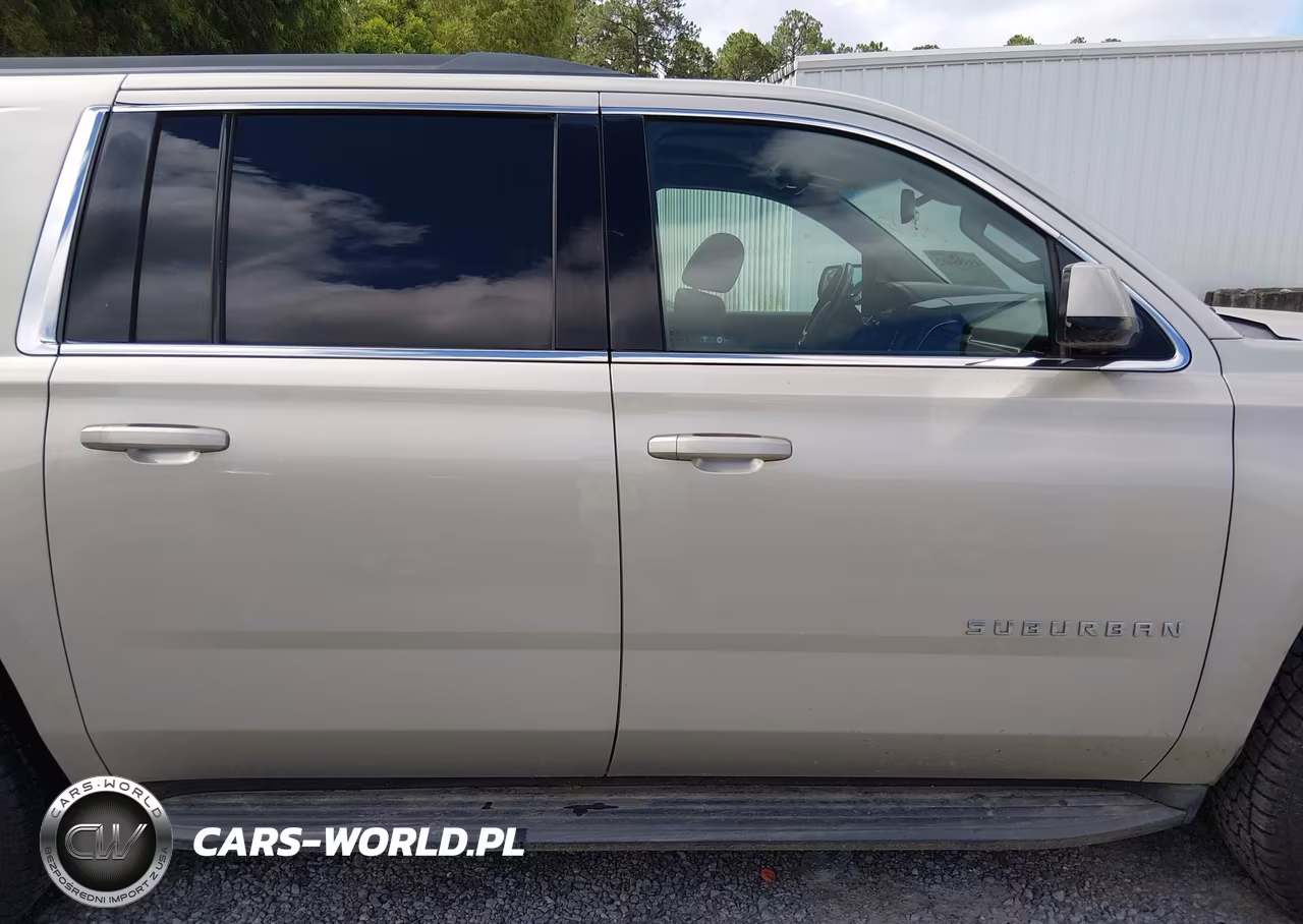 2016 Chevrolet Suburban Lt VIN:1GNSCHKC5GR153945 - 13