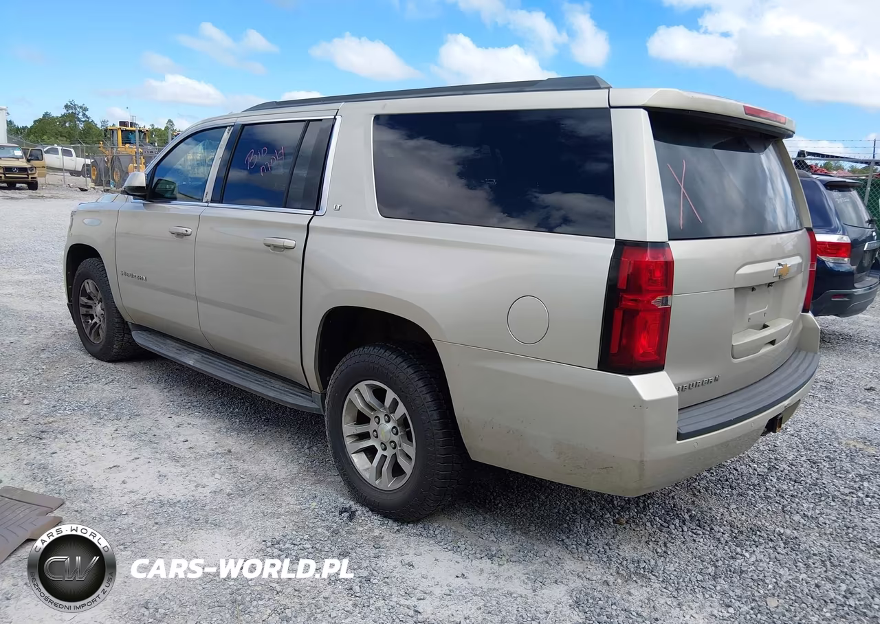 2016 Chevrolet Suburban Lt VIN:1GNSCHKC5GR153945 - 3