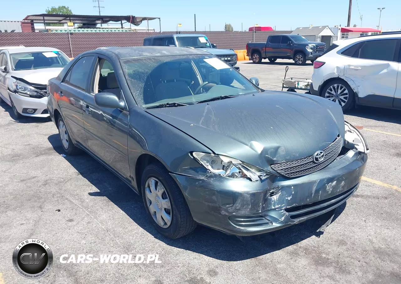 2004 Toyota Camry Le