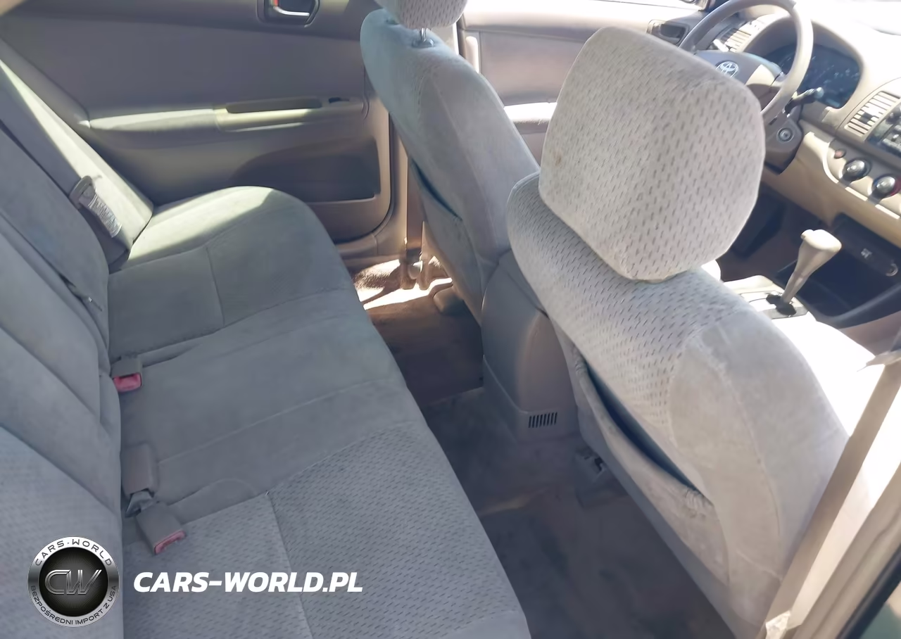 2004 Toyota Camry Le VIN:4T1BE32K64U294377 - 8