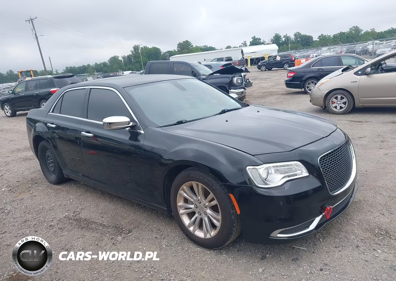 2017 Chrysler 300 Limited VIN:2C3CCAAG2HH506057 - 13
