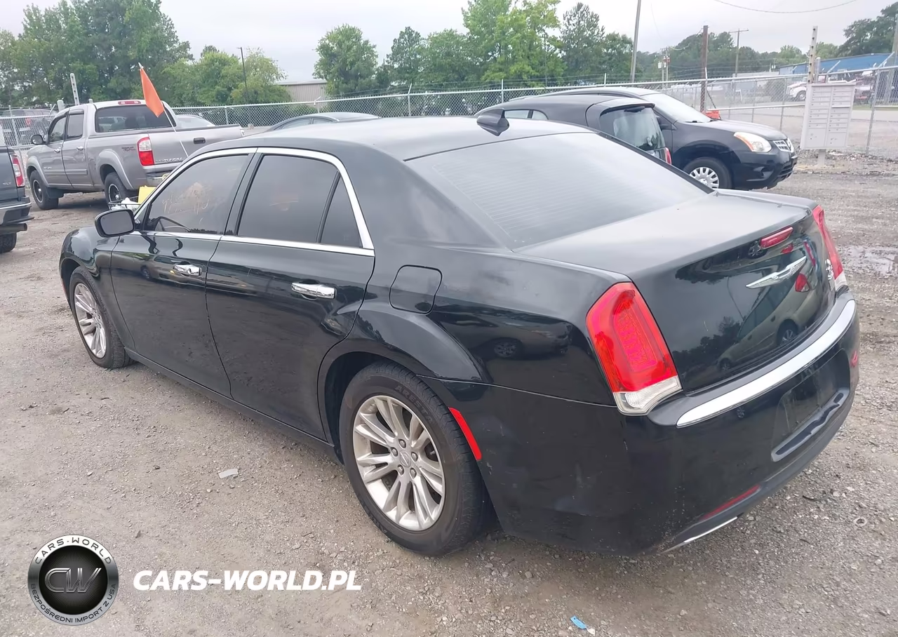 2017 Chrysler 300 Limited VIN:2C3CCAAG2HH506057 - 3