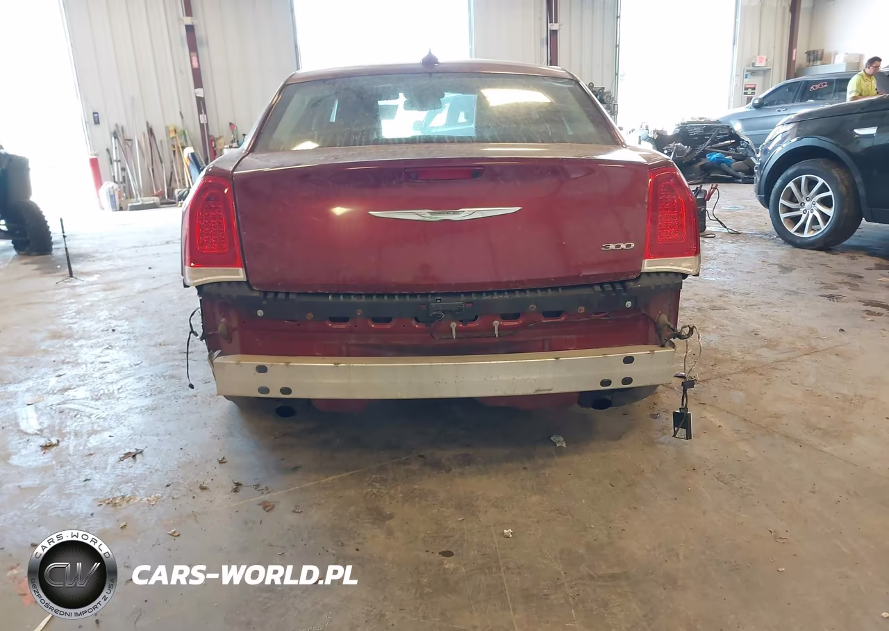 2016 Chrysler 300 Anniversary Edition VIN:2C3CCAAG2GH220112 - 6