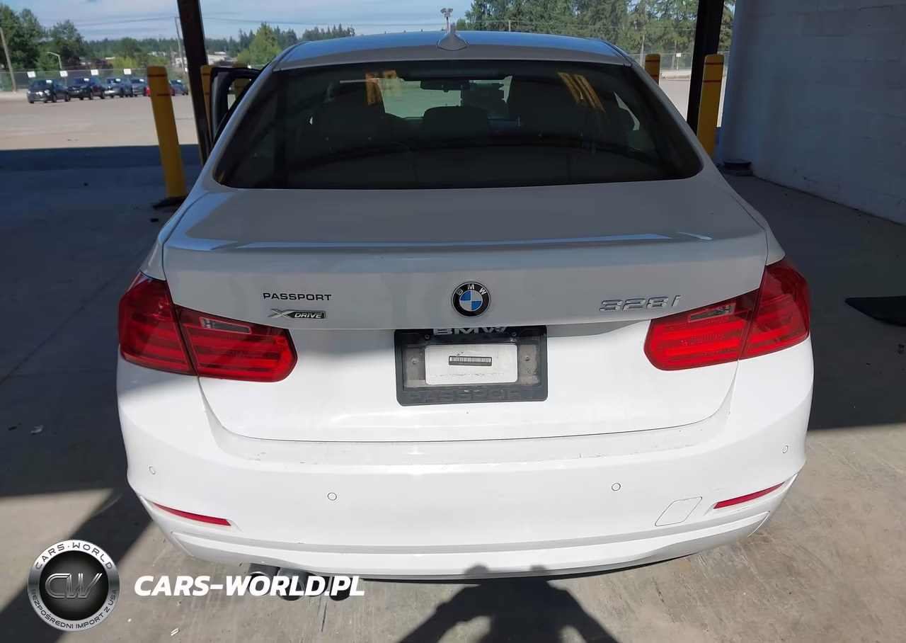 2015 BMW 328I xDrive VIN:WBA3B5G52FNS14891 - 16