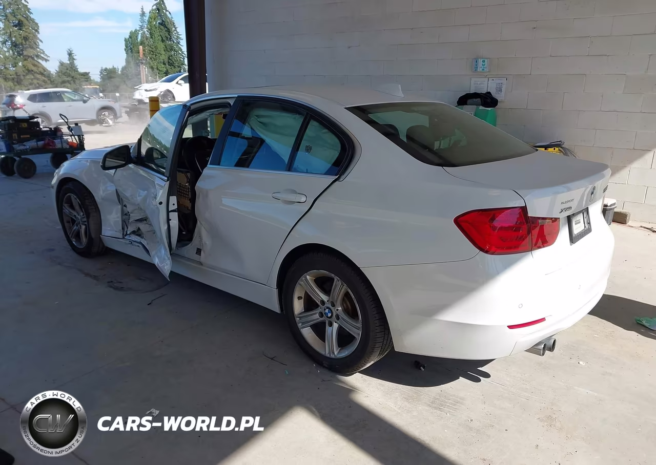 2015 BMW 328I xDrive VIN:WBA3B5G52FNS14891 - 3