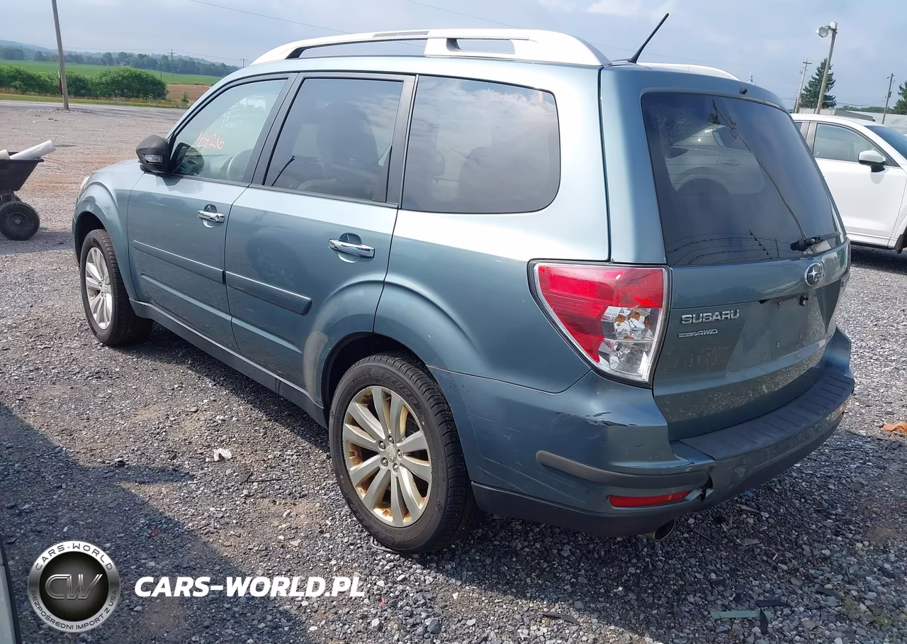 2011 Subaru Forester 2.5X Touring VIN:JF2SHAGC7BH758558 - 3