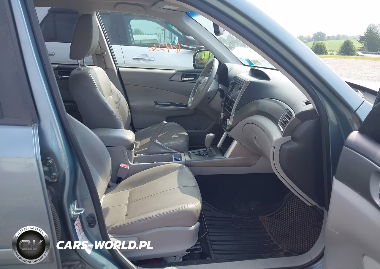 2011 Subaru Forester 2.5X Touring VIN:JF2SHAGC7BH758558 - 5