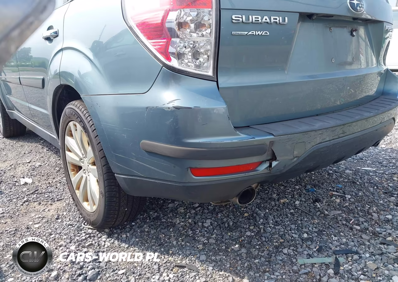 2011 Subaru Forester 2.5X Touring VIN:JF2SHAGC7BH758558 - 6
