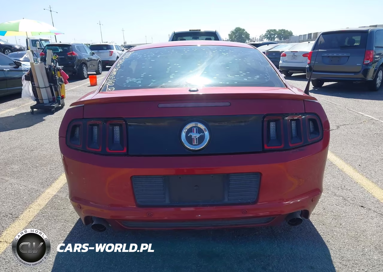 2014 Ford Mustang V6 Premium VIN:1ZVBP8AM3E5205162 - 17