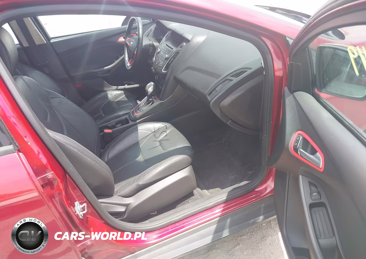 2015 Ford Focus Se VIN:1FADP3K26FL344247 - 5