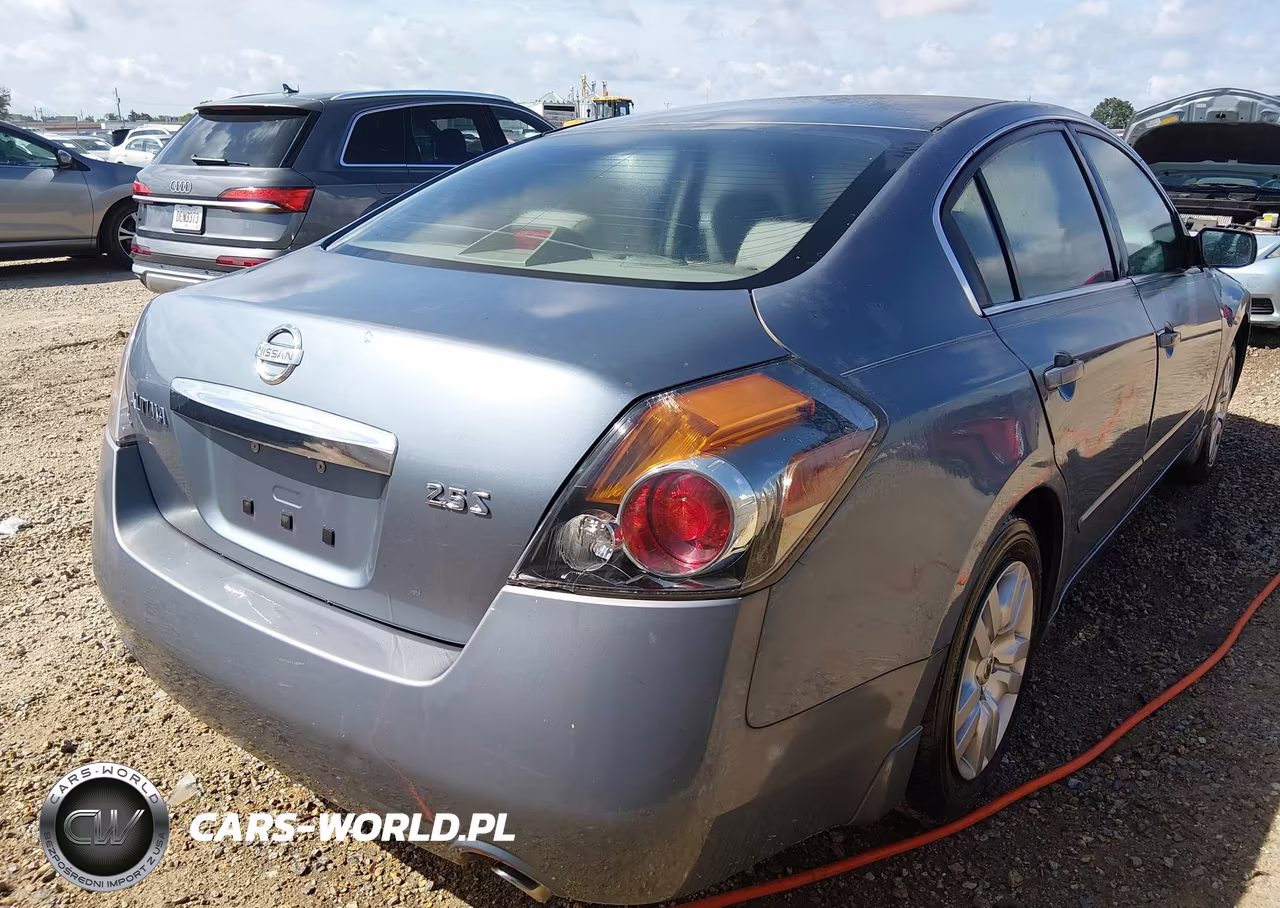 2010 Nissan Altima S VIN:1N4AL2AP5AN536617 - 4