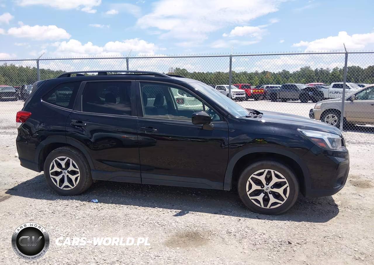 2021 Subaru Forester Premium VIN:JF2SKAJC0MH564922 - 13
