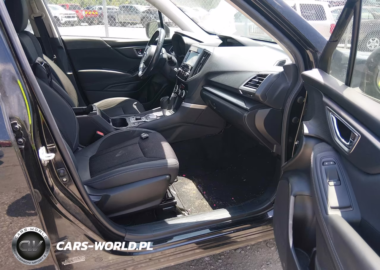 2021 Subaru Forester Premium VIN:JF2SKAJC0MH564922 - 5
